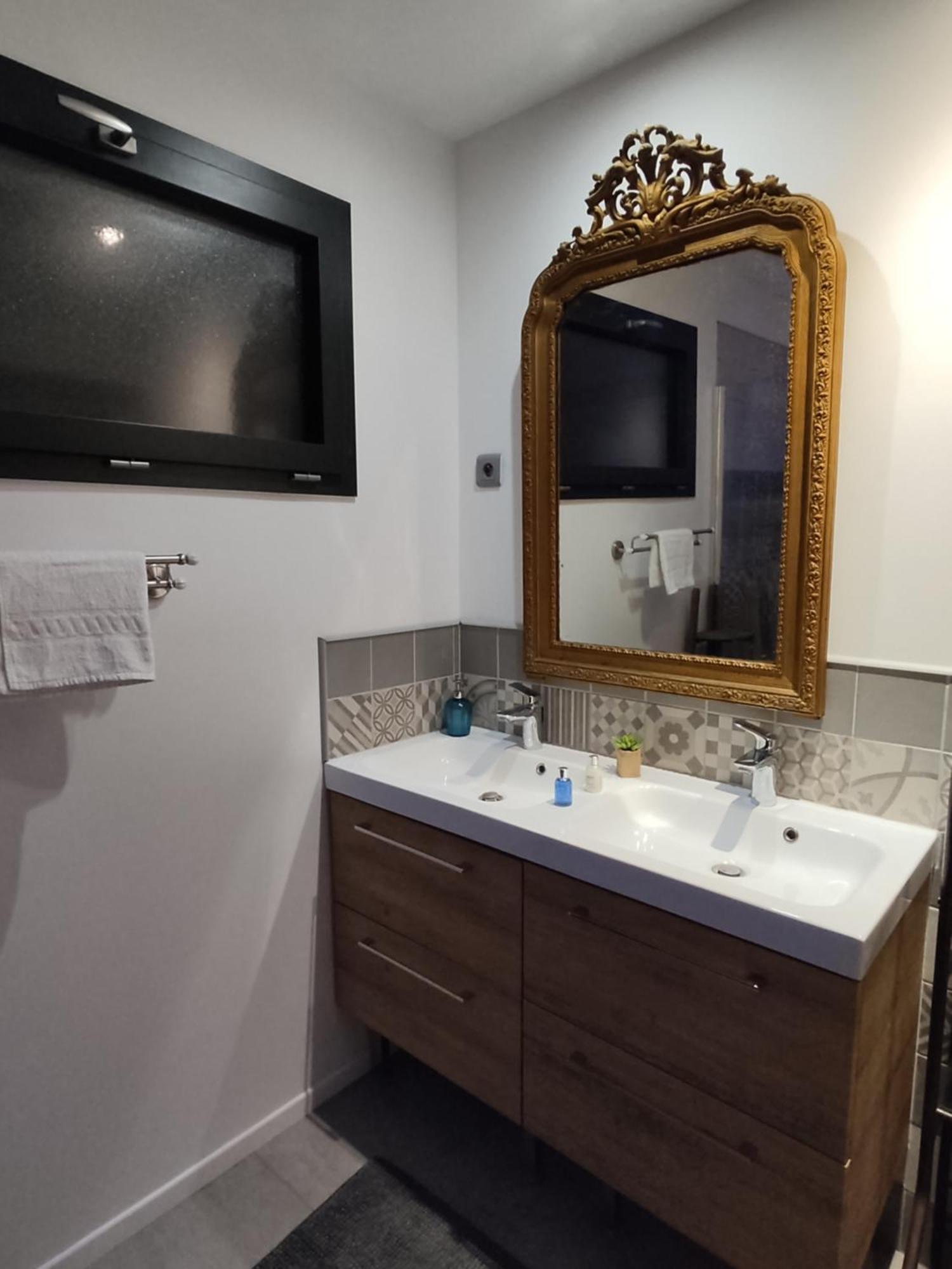 Le Doubs Repere Villa Montferrand-le-Chateau Ruang foto